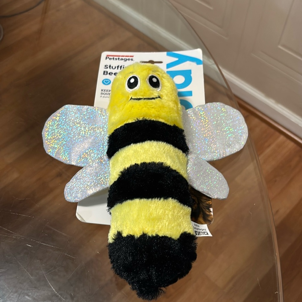 Petstages Clinker & Squeaker honey 🍯 Bee 10”